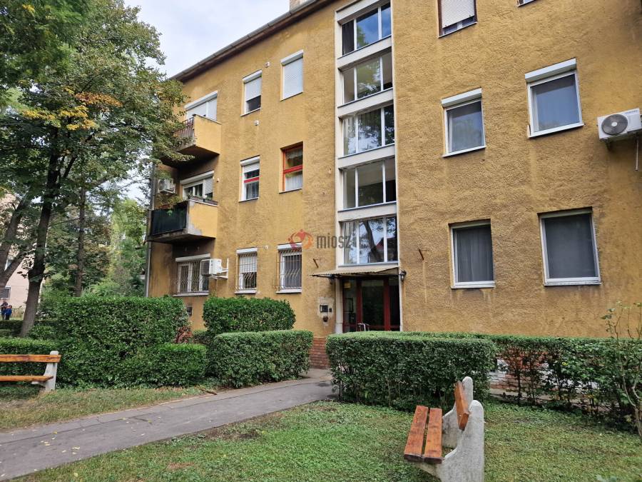 eladó téglalakás, Budapest, XV. kerület